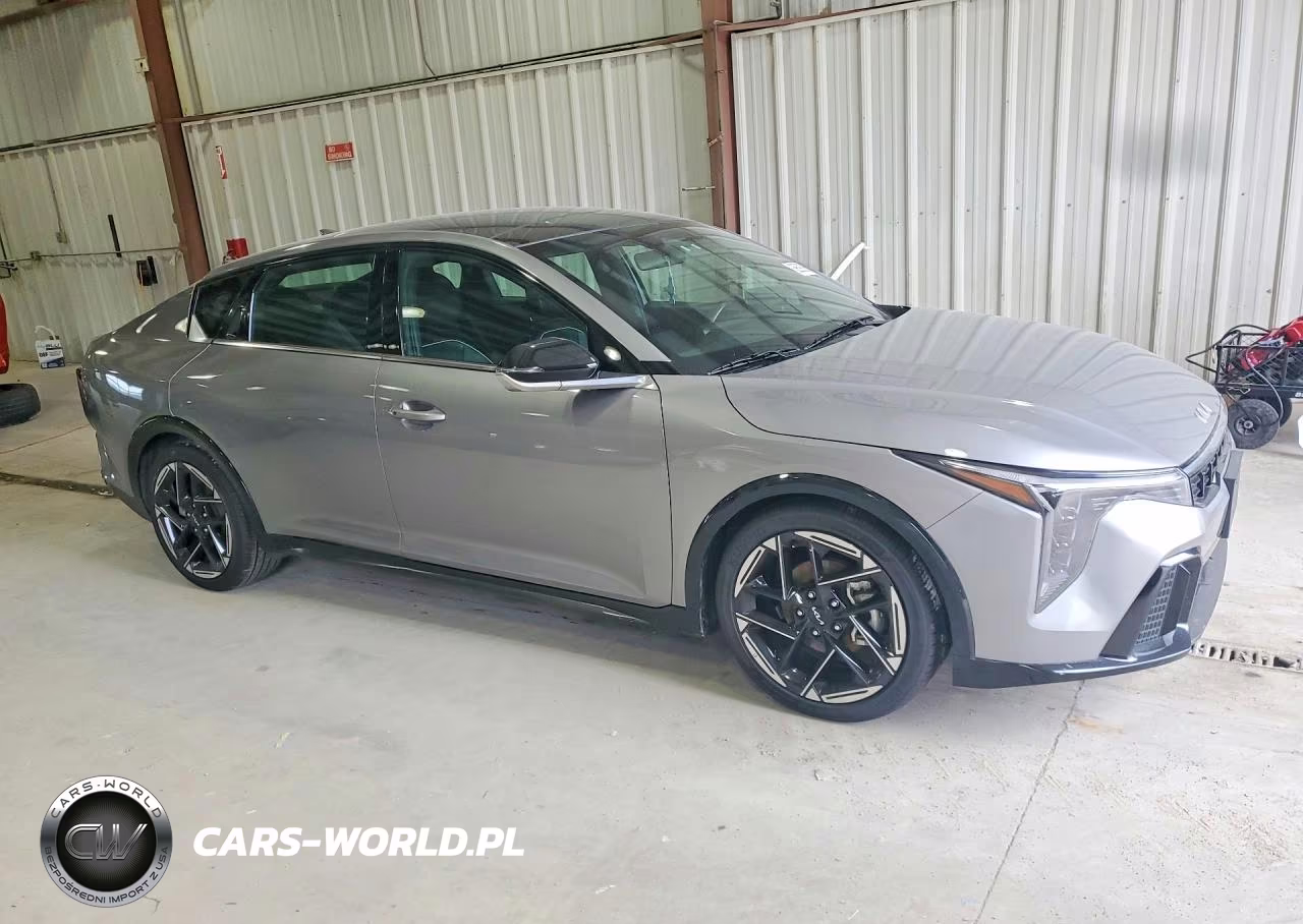 2025 Kia K4 Gt Line VIN:3KPFW4DE1SE162204 - 4