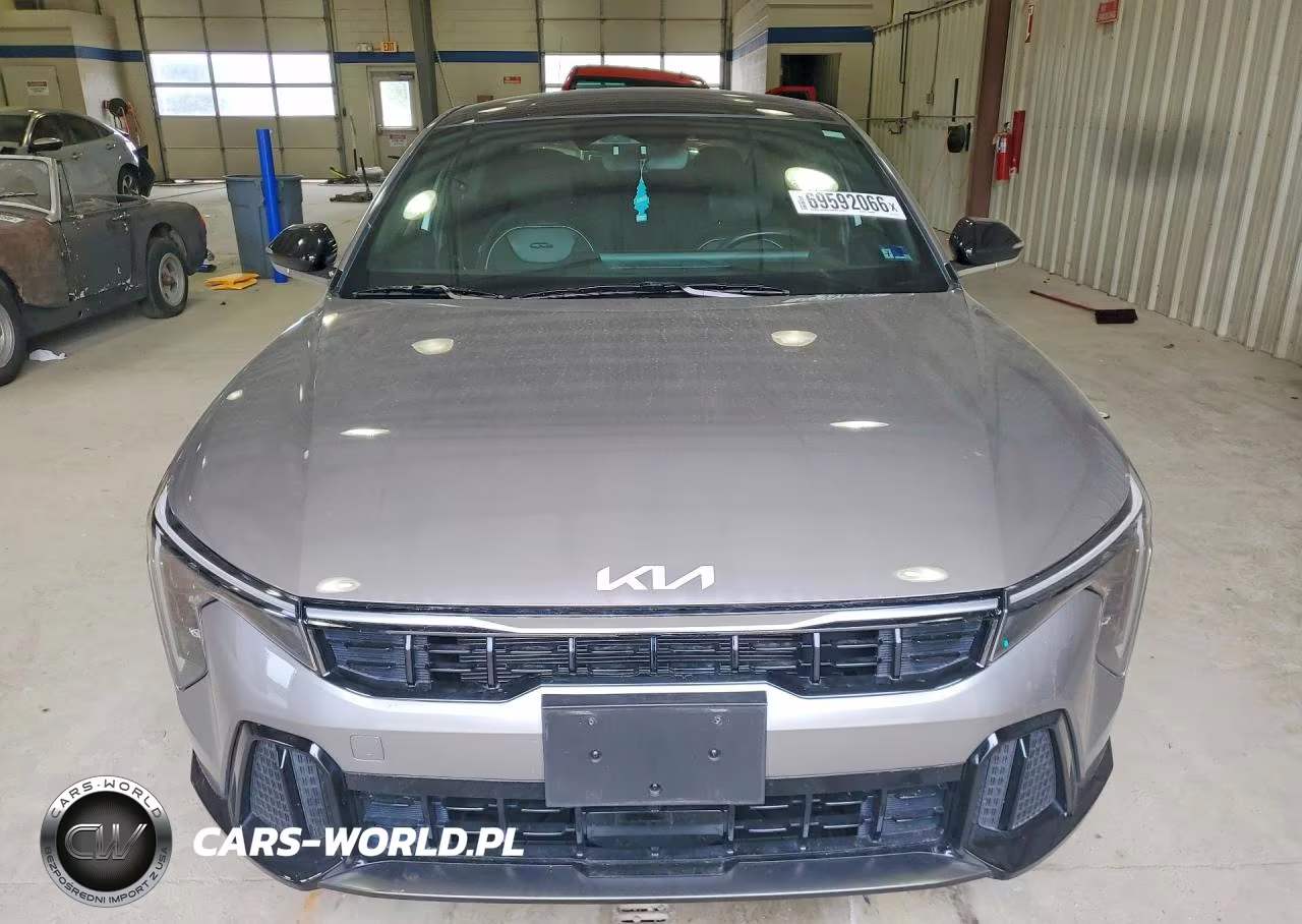 2025 Kia K4 Gt Line VIN:3KPFW4DE1SE162204 - 5