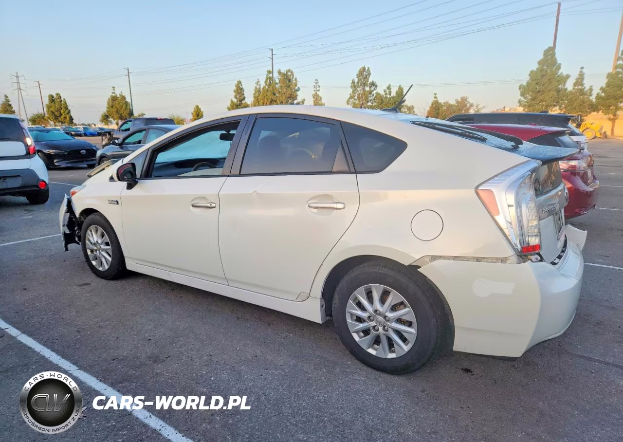 2014 Toyota Prius Plug-In Hybrid Base VIN:JTDKN3DPXE3060425 - 2