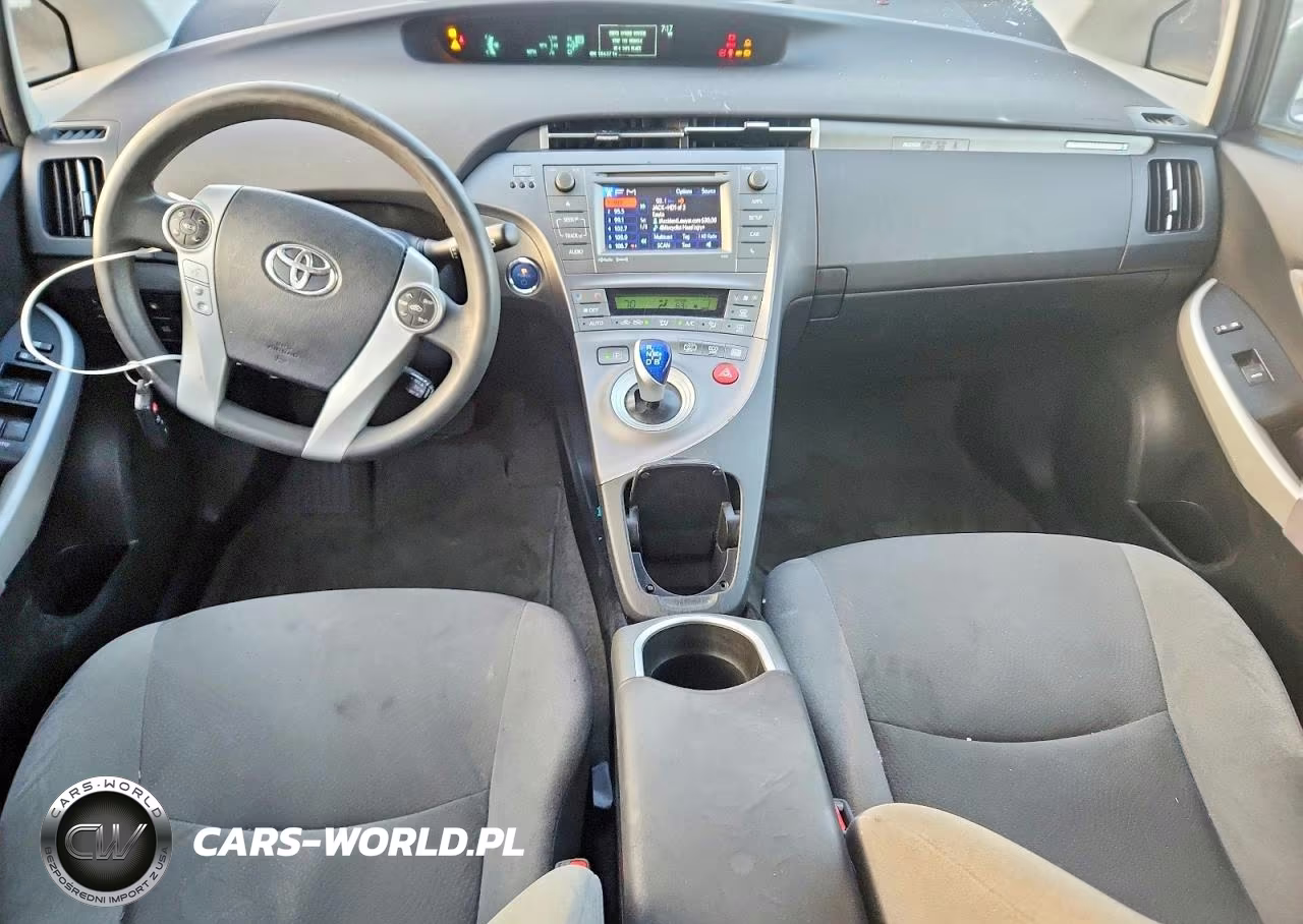 2014 Toyota Prius Plug-In Hybrid Base VIN:JTDKN3DPXE3060425 - 8