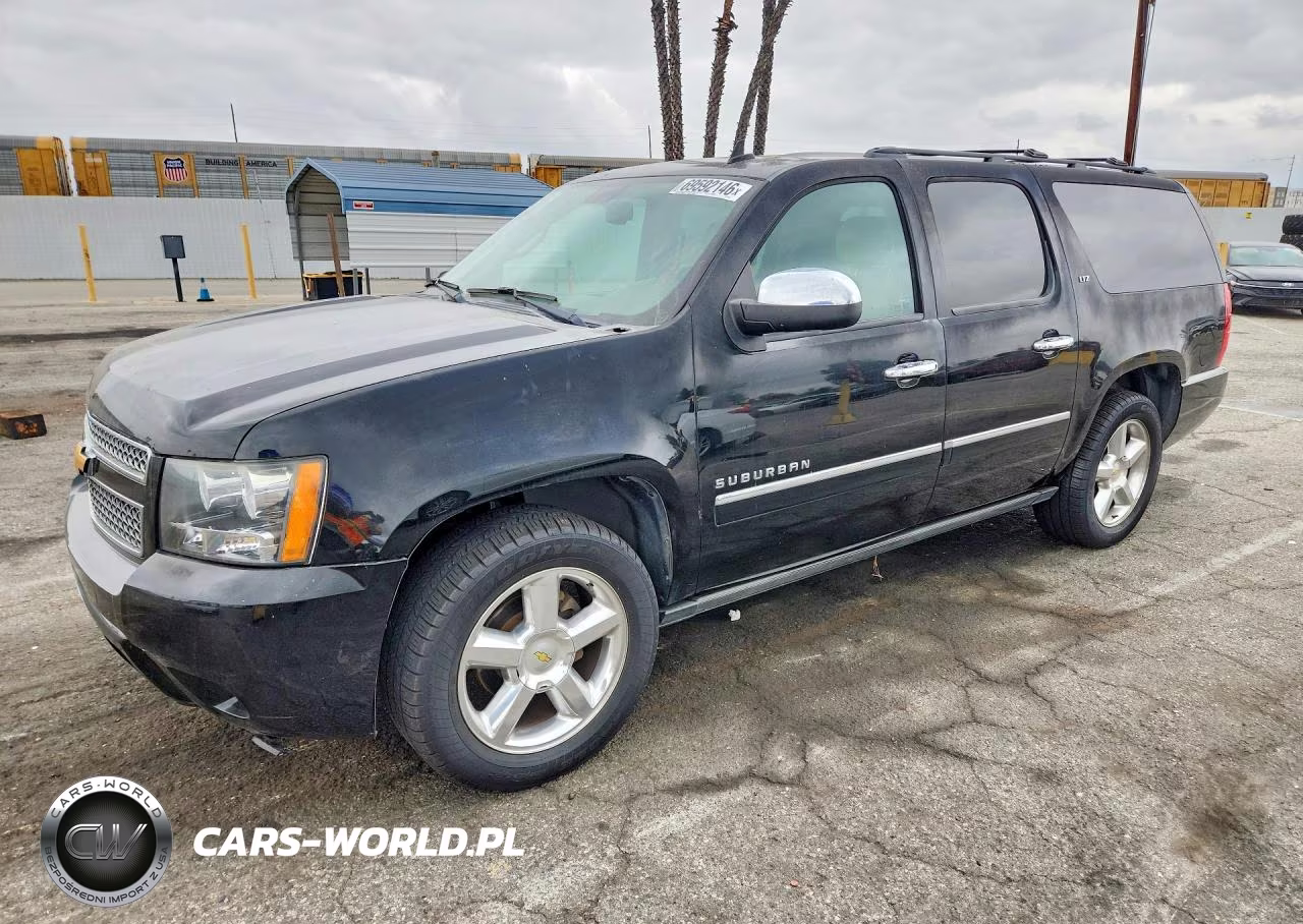 2013 Chevrolet Suburban C1500 Ltz