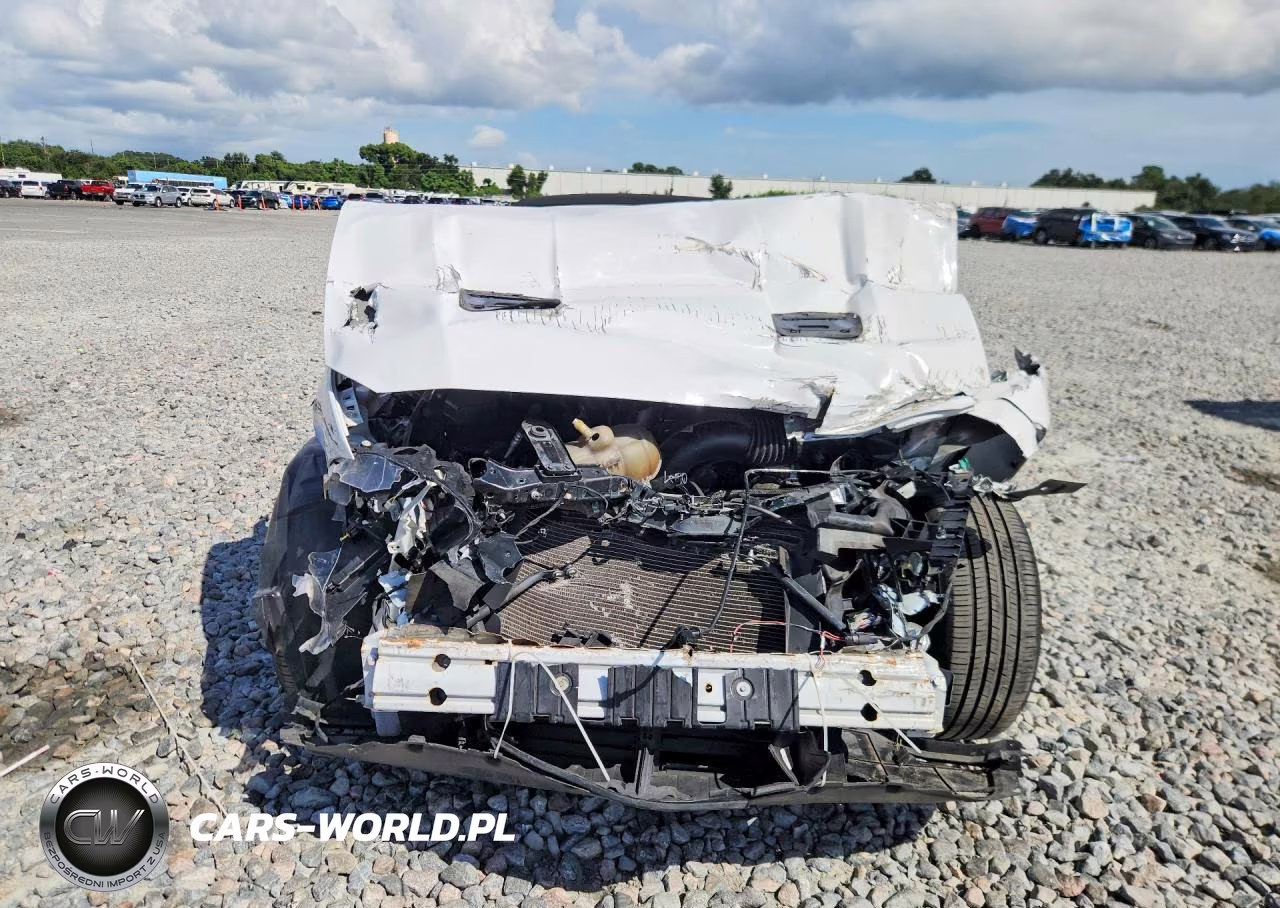2018 Ford Mustang VIN:1FATP8UH3J5124300 - 5