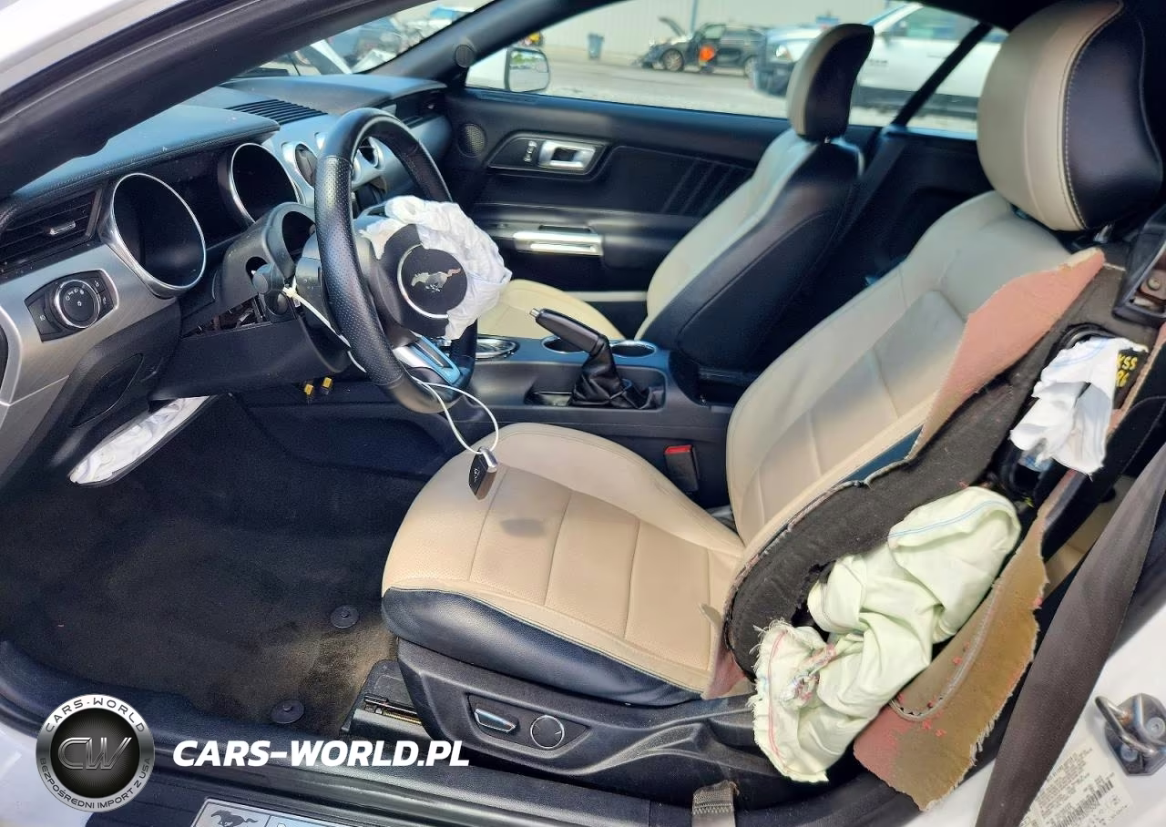 2018 Ford Mustang VIN:1FATP8UH3J5124300 - 7