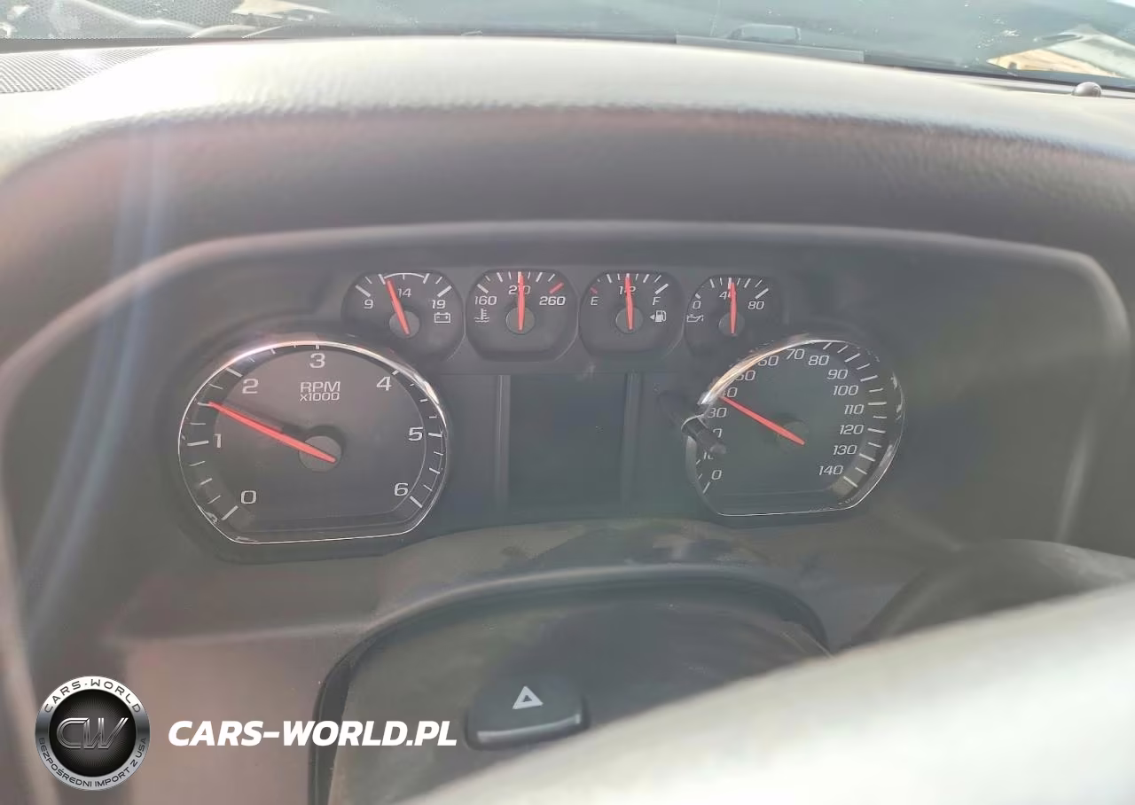 2018 Chevrolet Silverado C1500 VIN:1GCNCNEH0JZ294652 - 9