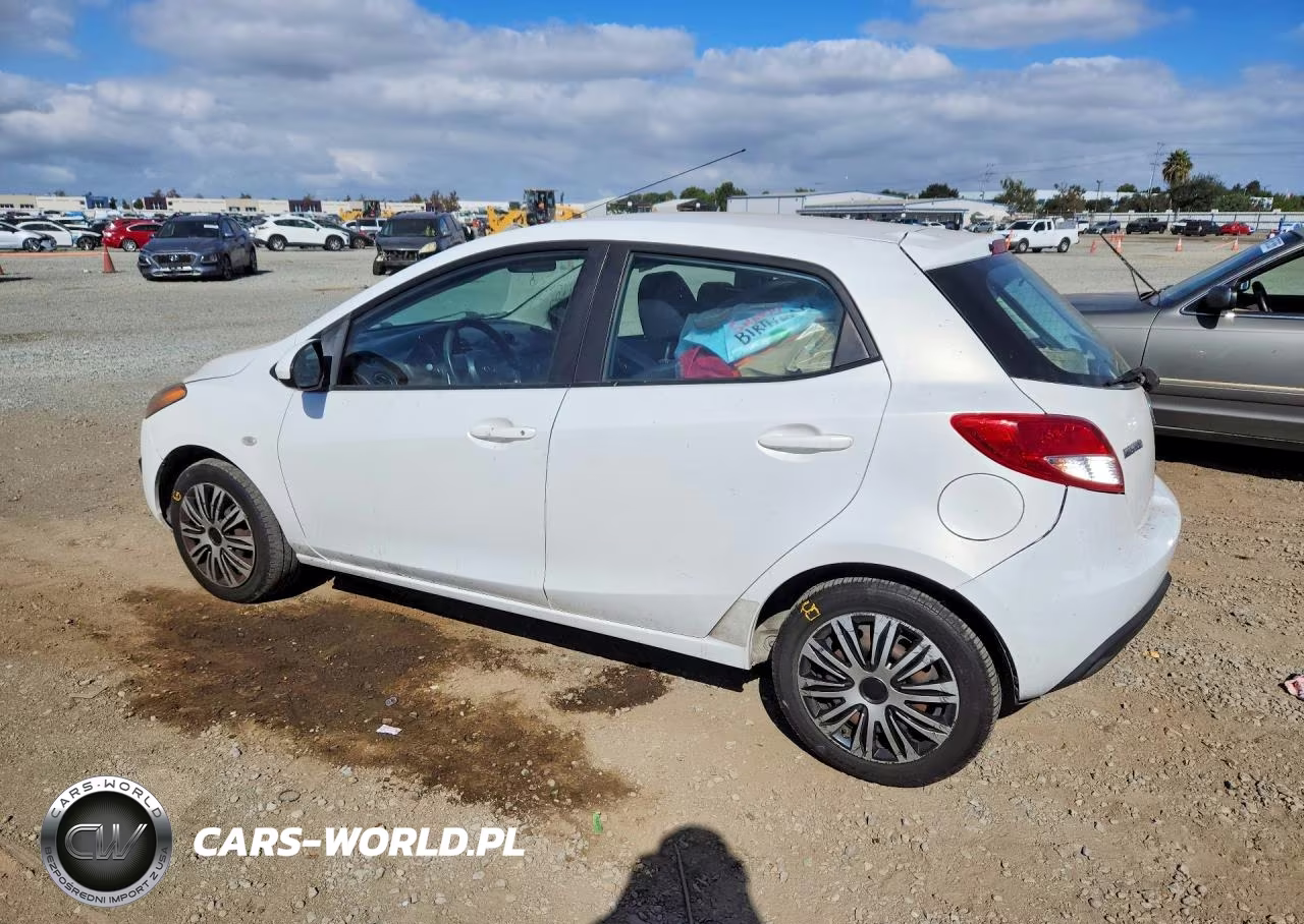 2013 Mazda Mazda2 VIN:JM1DE1KZ4D0156164 - 2