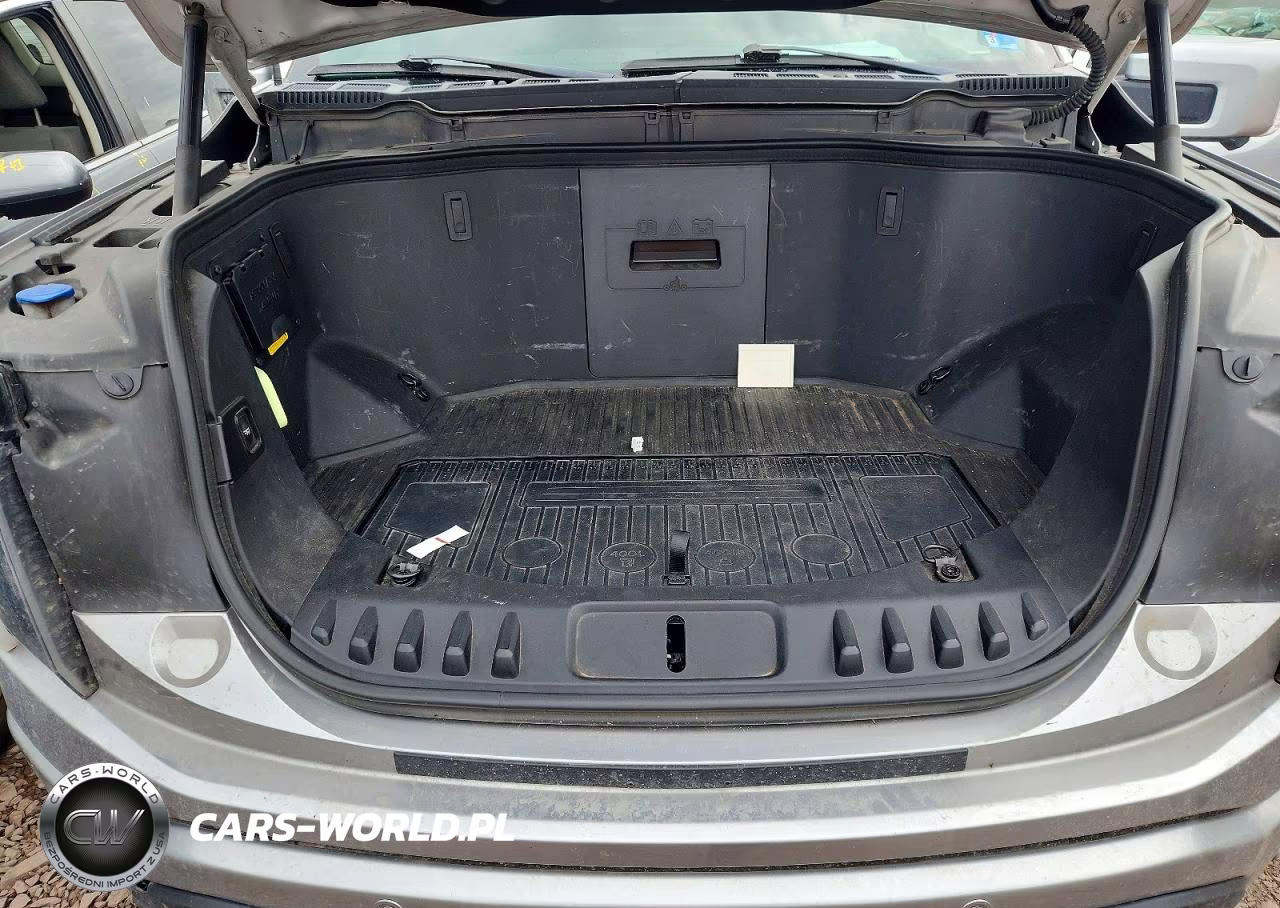 2023 Ford F150 Lightning Pro VIN:1FT6W1EV8PWG63200 - 11