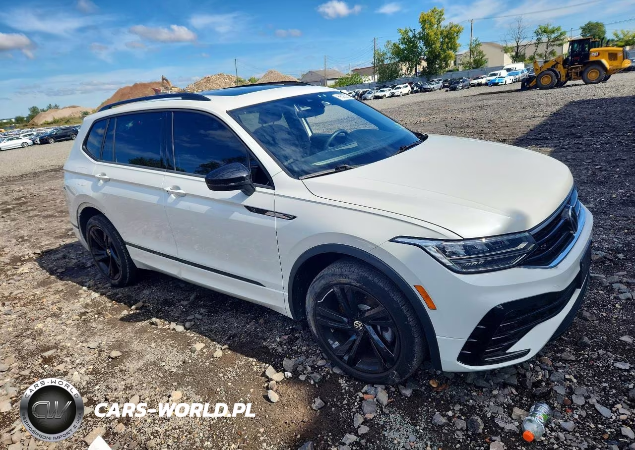 2024 Volkswagen Tiguan Se R-Line Black VIN:3VV8B7AX3RM079208 - 4