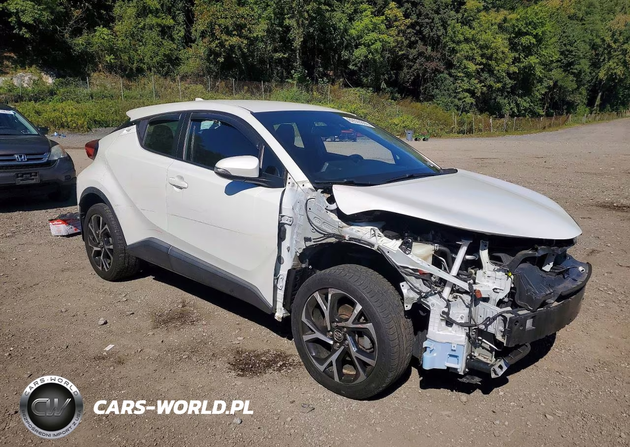 2018 Toyota C-Hr Xle Premium VIN:NMTKHMBX7JR012257 - 4