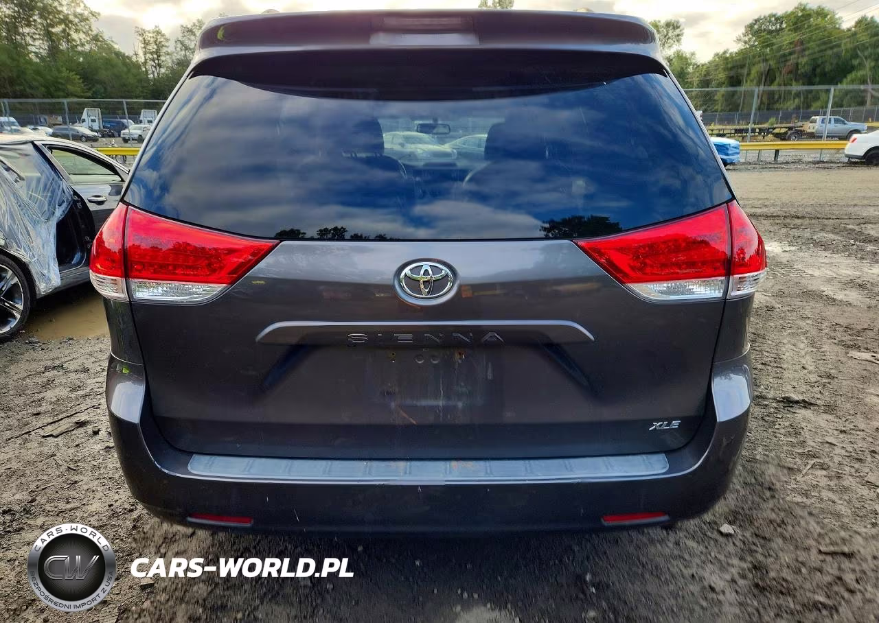 2012 Toyota Sienna Xle 8-Passenger VIN:5TDYK3DC8CS268119 - 6