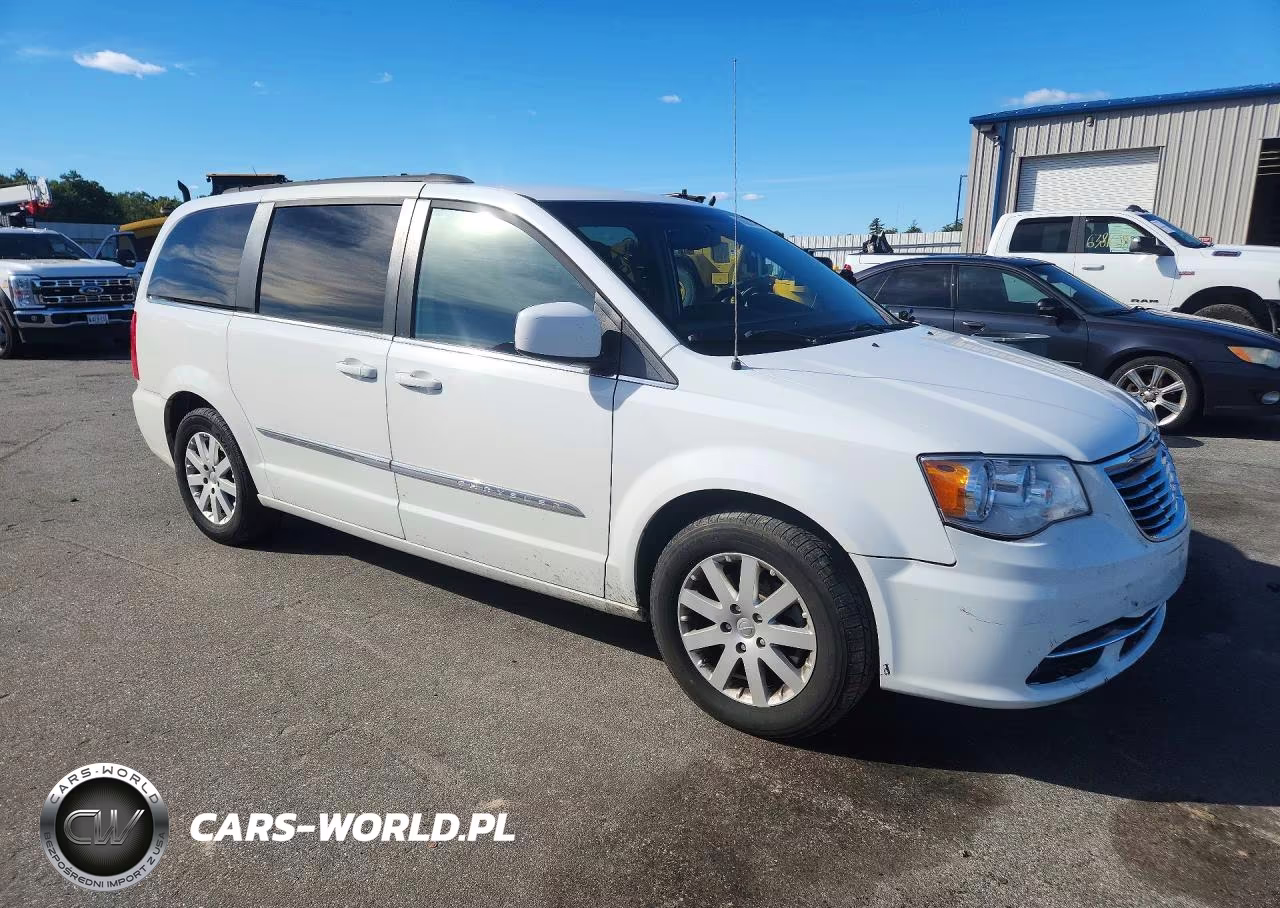 2016 Chrysler Town & Country Touring VIN:2C4RC1BG5GR289309 - 4