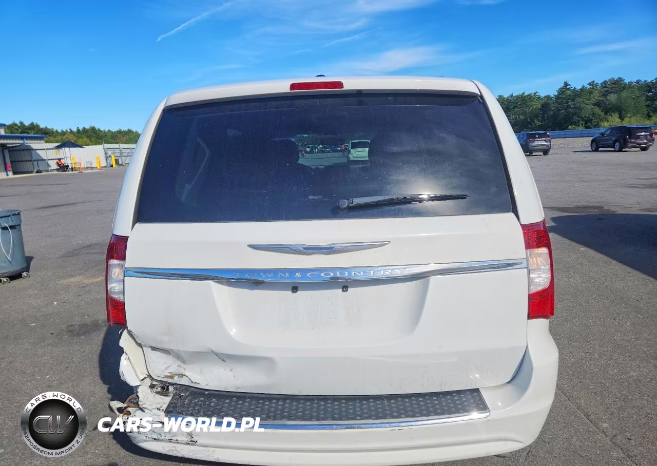 2016 Chrysler Town & Country Touring VIN:2C4RC1BG5GR289309 - 6