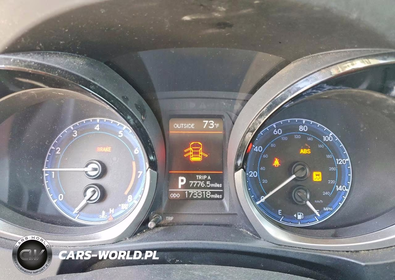 2015 Toyota Corolla S Plus VIN:5YFBURHEXFP222402 - 9