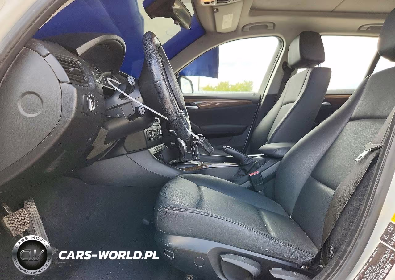 2015 BMW X1 xDrive28I VIN:WBAVL1C57FVY41476 - 7