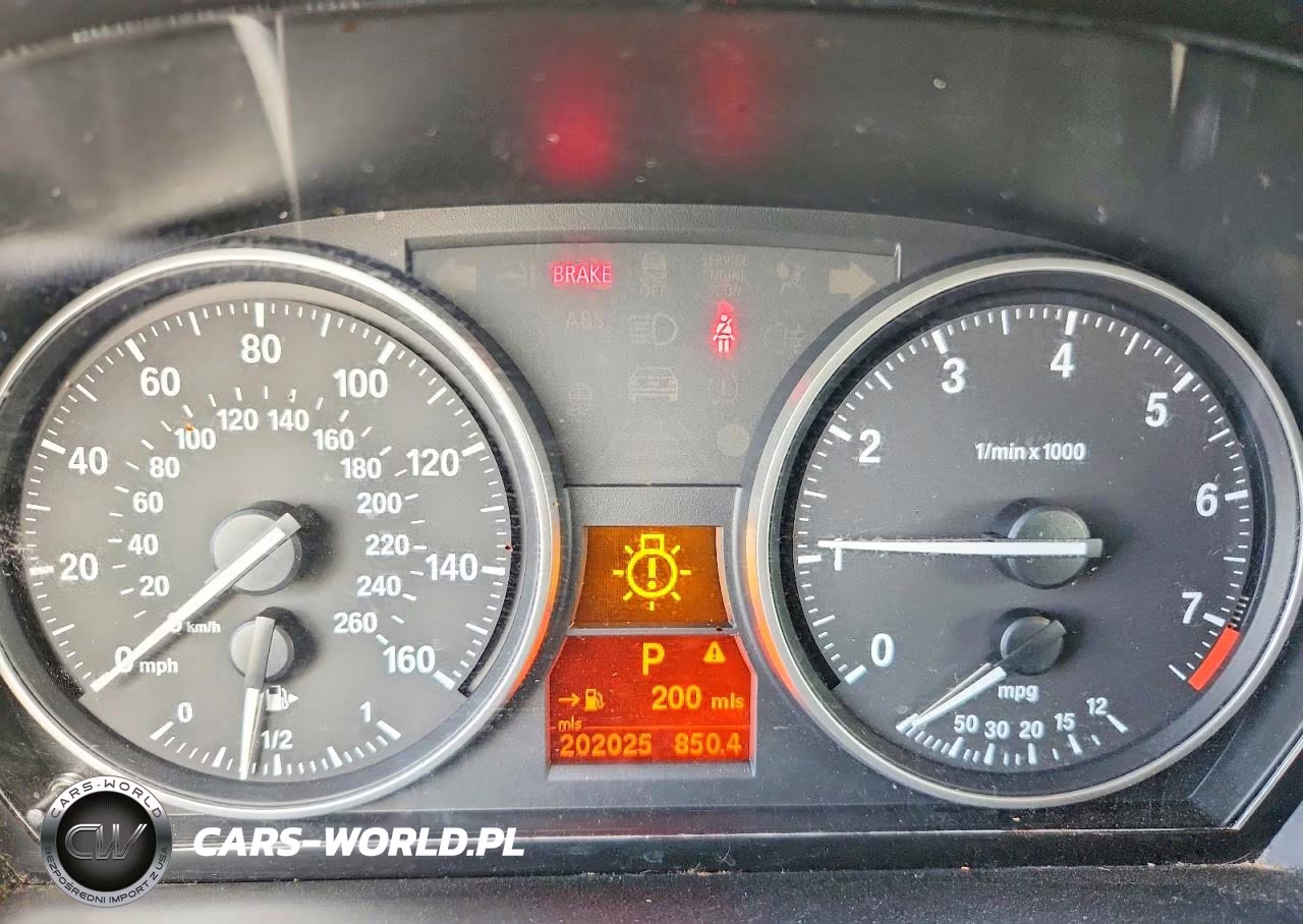 2015 BMW X1 xDrive28I VIN:WBAVL1C57FVY41476 - 9