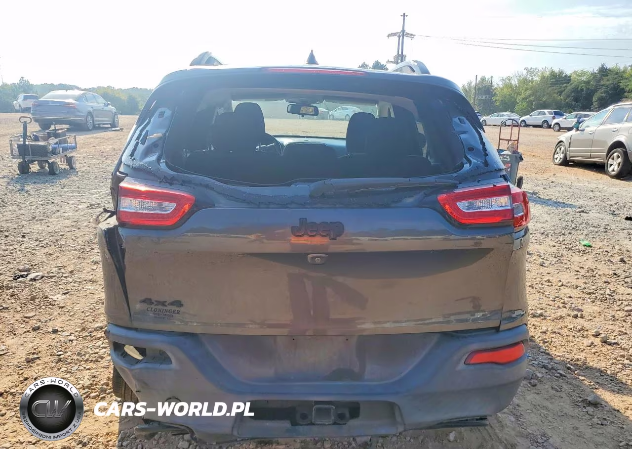 2015 Jeep Cherokee Latitude VIN:1C4PJMCB6FW740044 - 6