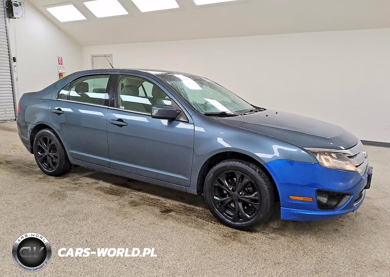 2012 Ford Fusion Se VIN:3FAHP0HG7CR307496 - 4