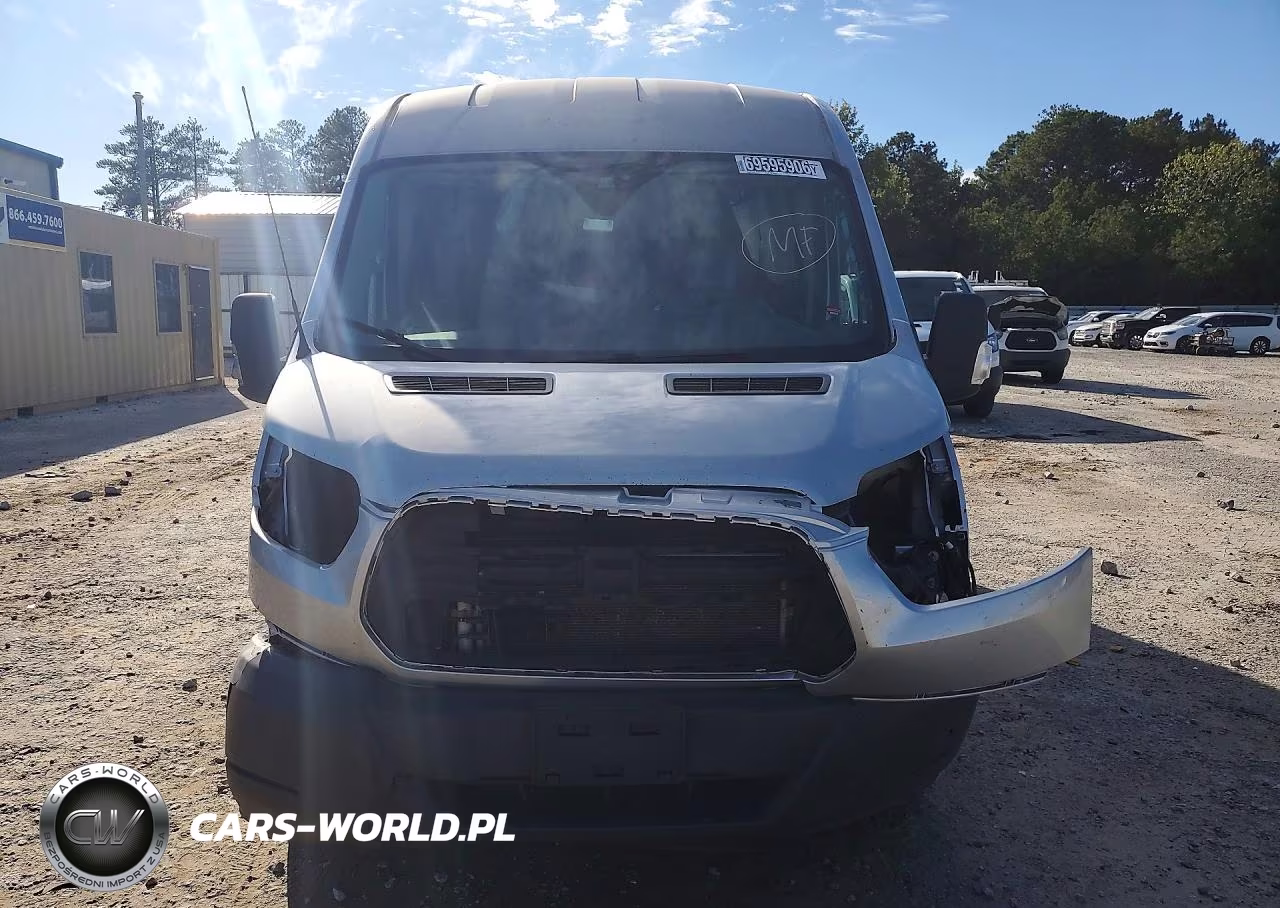 2018 Ford Transit T-250 VIN:1FTYR2CM8JKA30548 - 5
