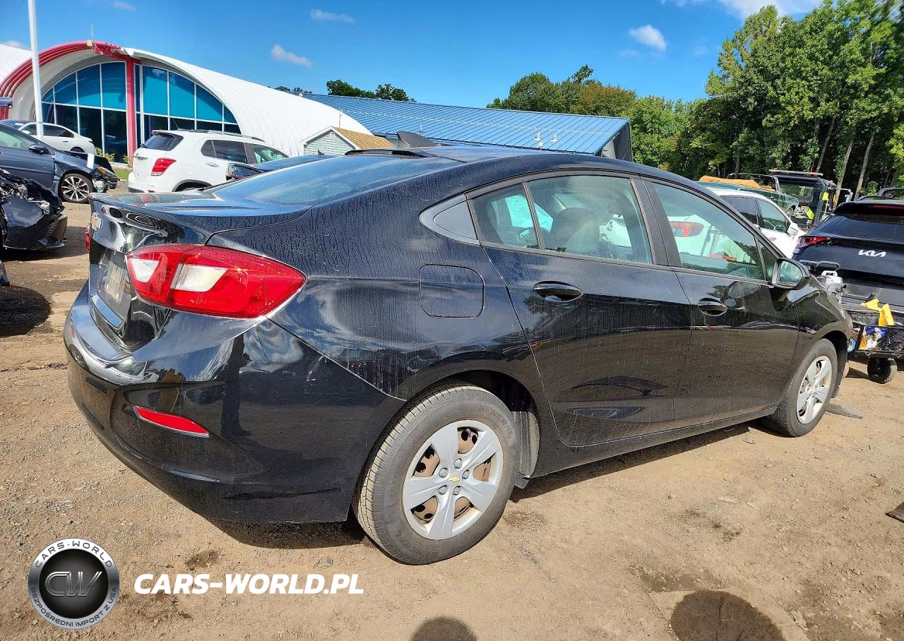 2018 Chevrolet Cruze Ls VIN:1G1BC5SM1J7219712 - 3
