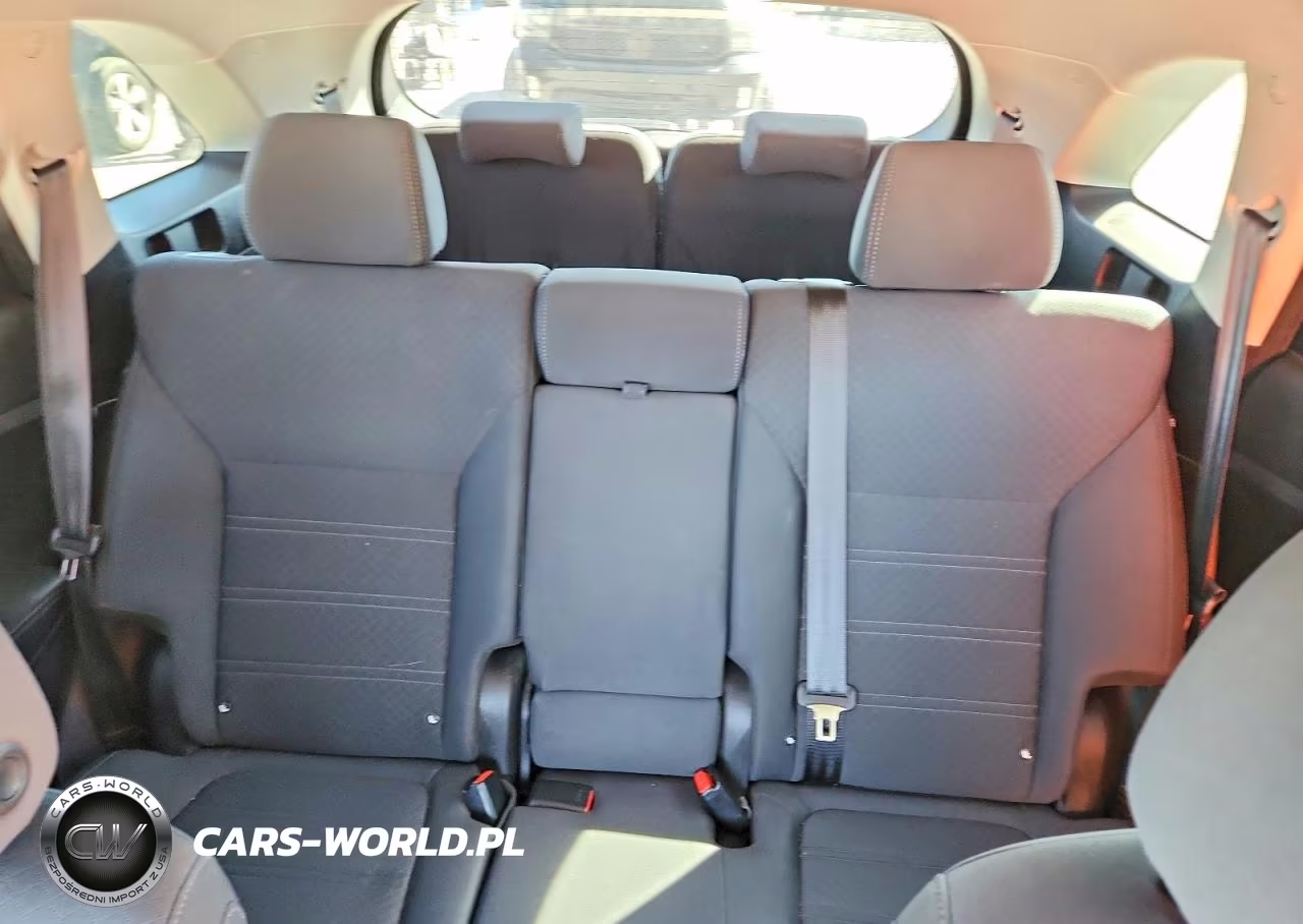 2019 Kia Sorento Lx VIN:5XYPG4A38KG554264 - 10