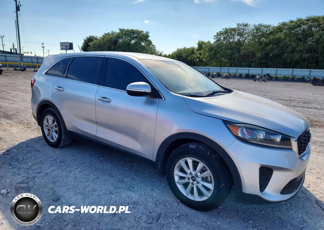 2019 Kia Sorento Lx VIN:5XYPG4A38KG554264 - 4