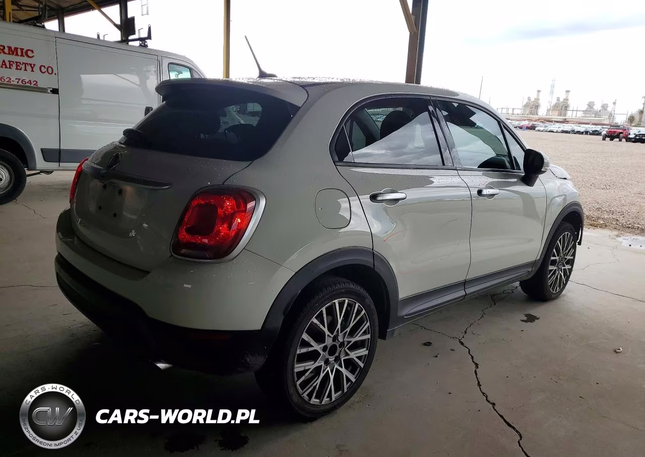 2016 Fiat 500X Trekking VIN:ZFBCFXCT2GP515712 - 3