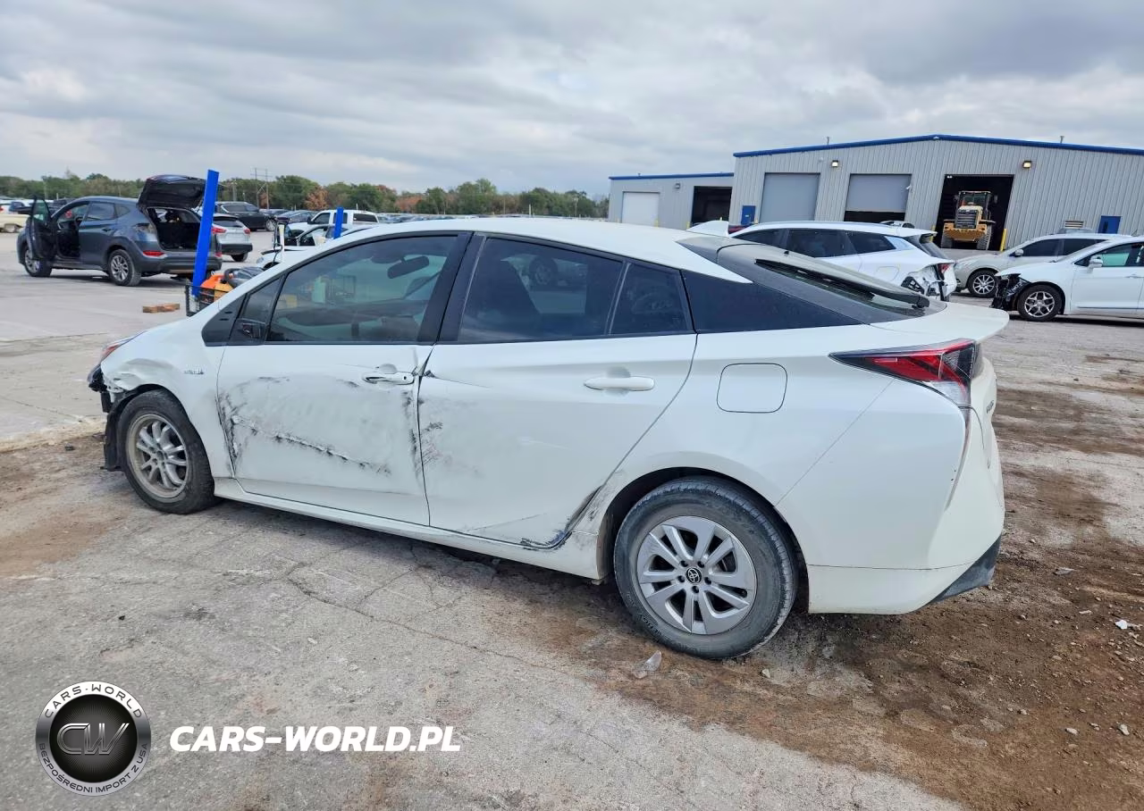 2017 Toyota Prius Two VIN:JTDKBRFU3H3028077 - 2