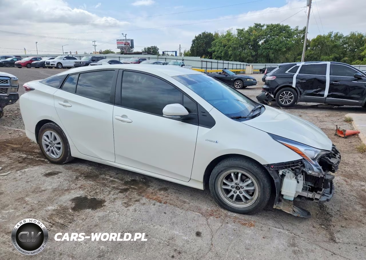 2017 Toyota Prius Two VIN:JTDKBRFU3H3028077 - 4