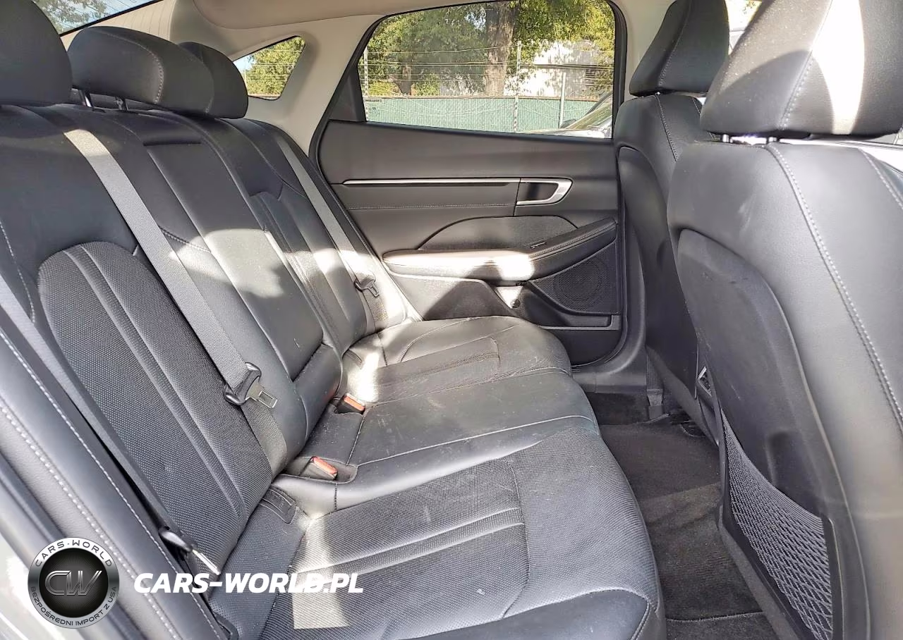 2022 Hyundai Sonata Limited VIN:KMHL34J25NA226530 - 10