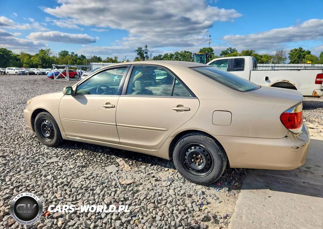 2005 Toyota Camry Le VIN:4T1BE30K05U031984 - 2