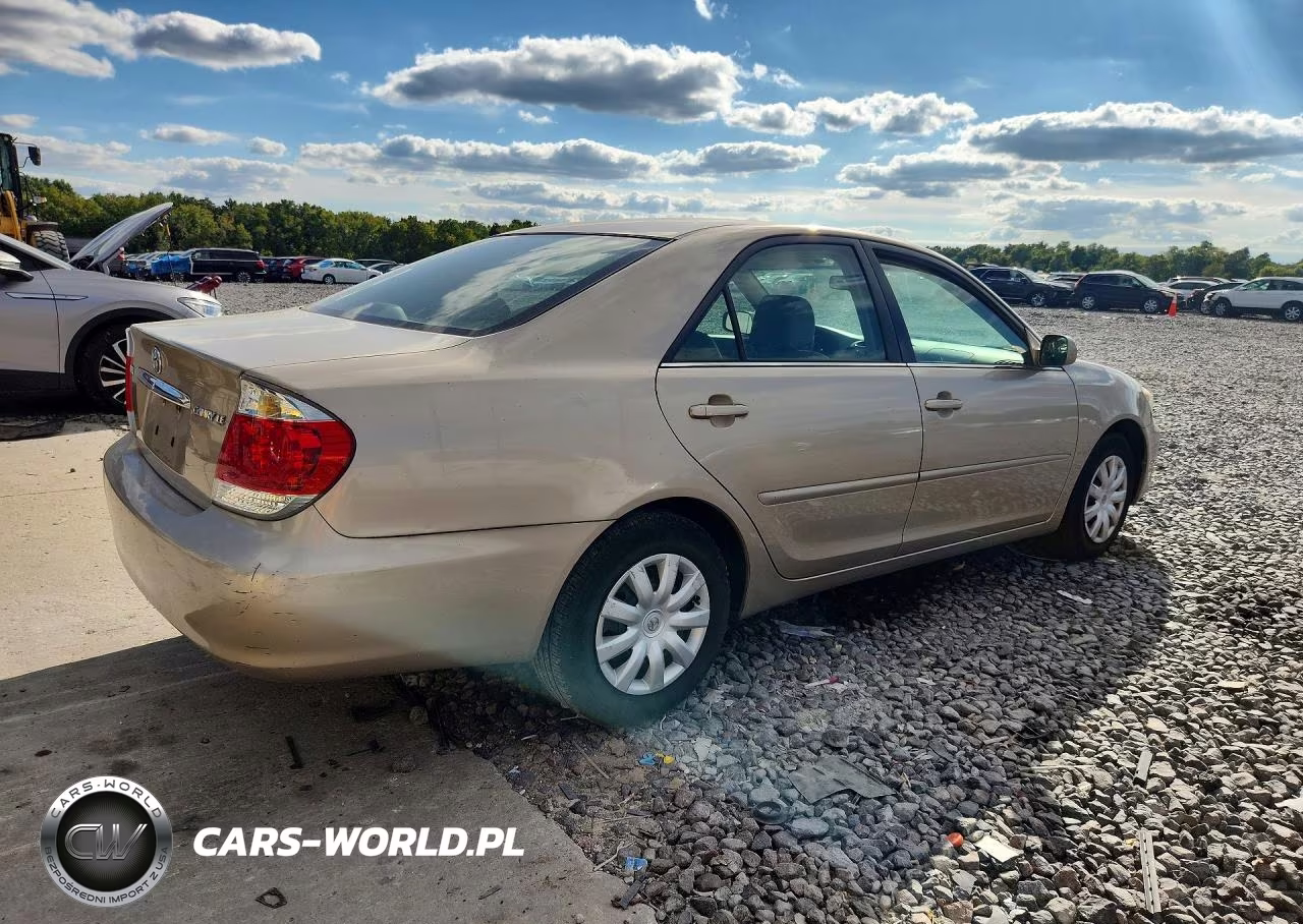 2005 Toyota Camry Le VIN:4T1BE30K05U031984 - 3