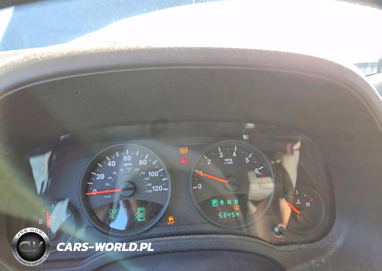 2013 Jeep Patriot Latitude VIN:1C4NJRFB9DD165690 - 9
