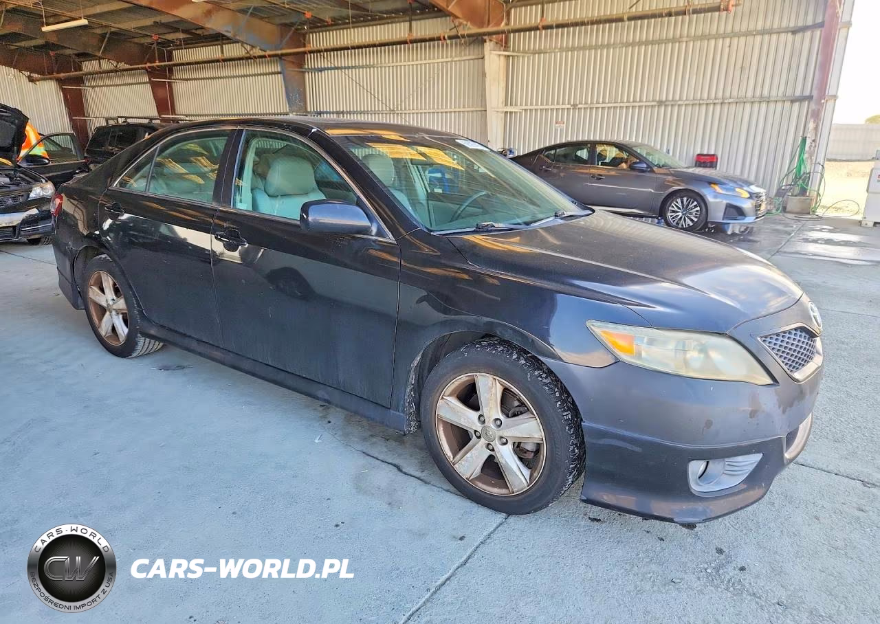 2011 Toyota Camry Se VIN:4T1BF3EK0BU186813 - 4