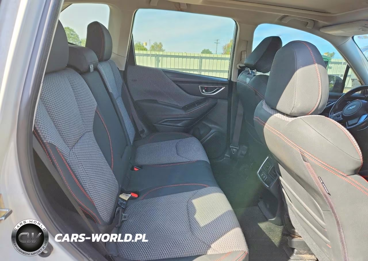 2019 Subaru Forester Sport VIN:JF2SKAPC2KH480279 - 11