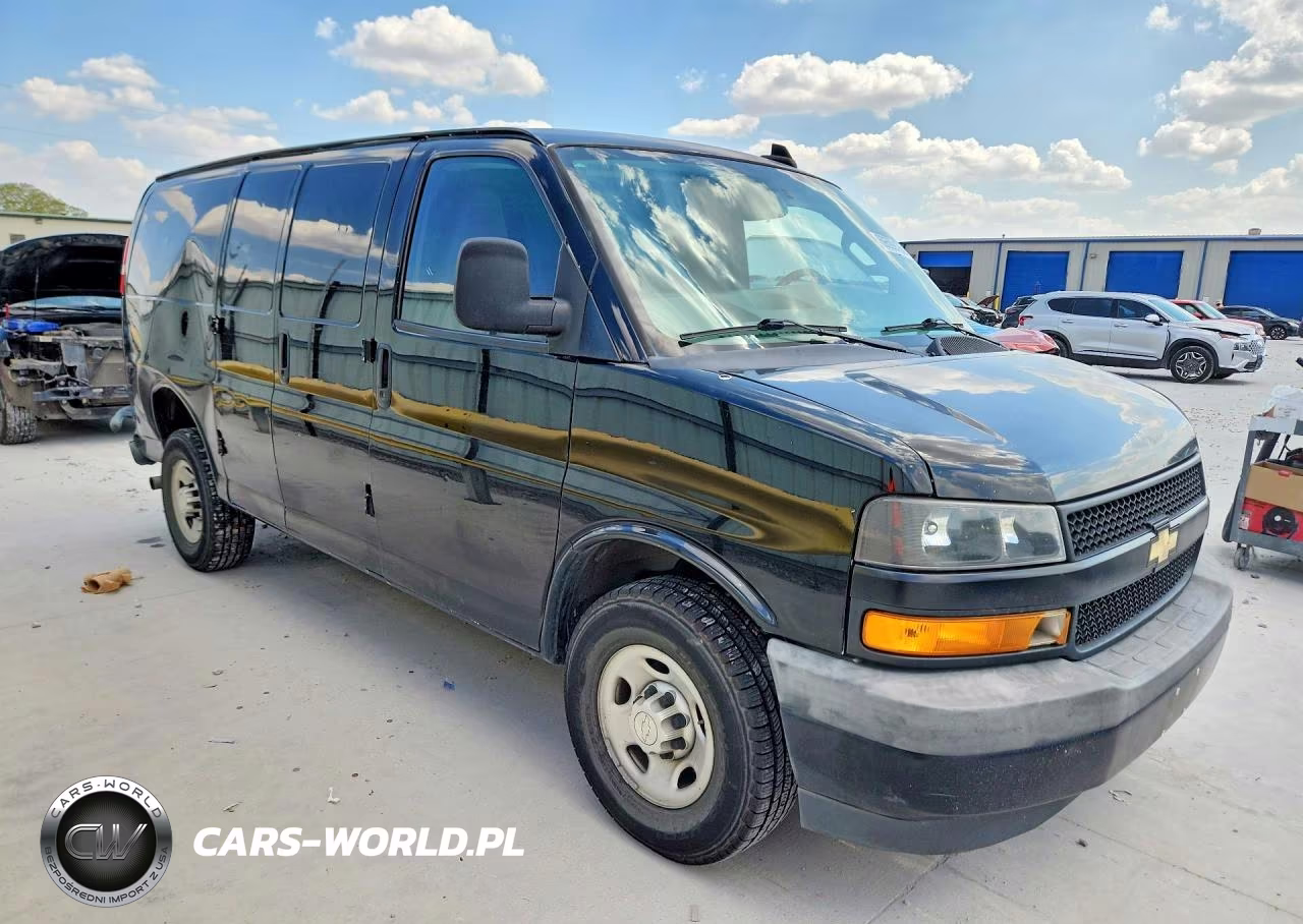 2019 Chevrolet Express G2500 Delivery Van VIN:1GCWGAFPXK1333254 - 4