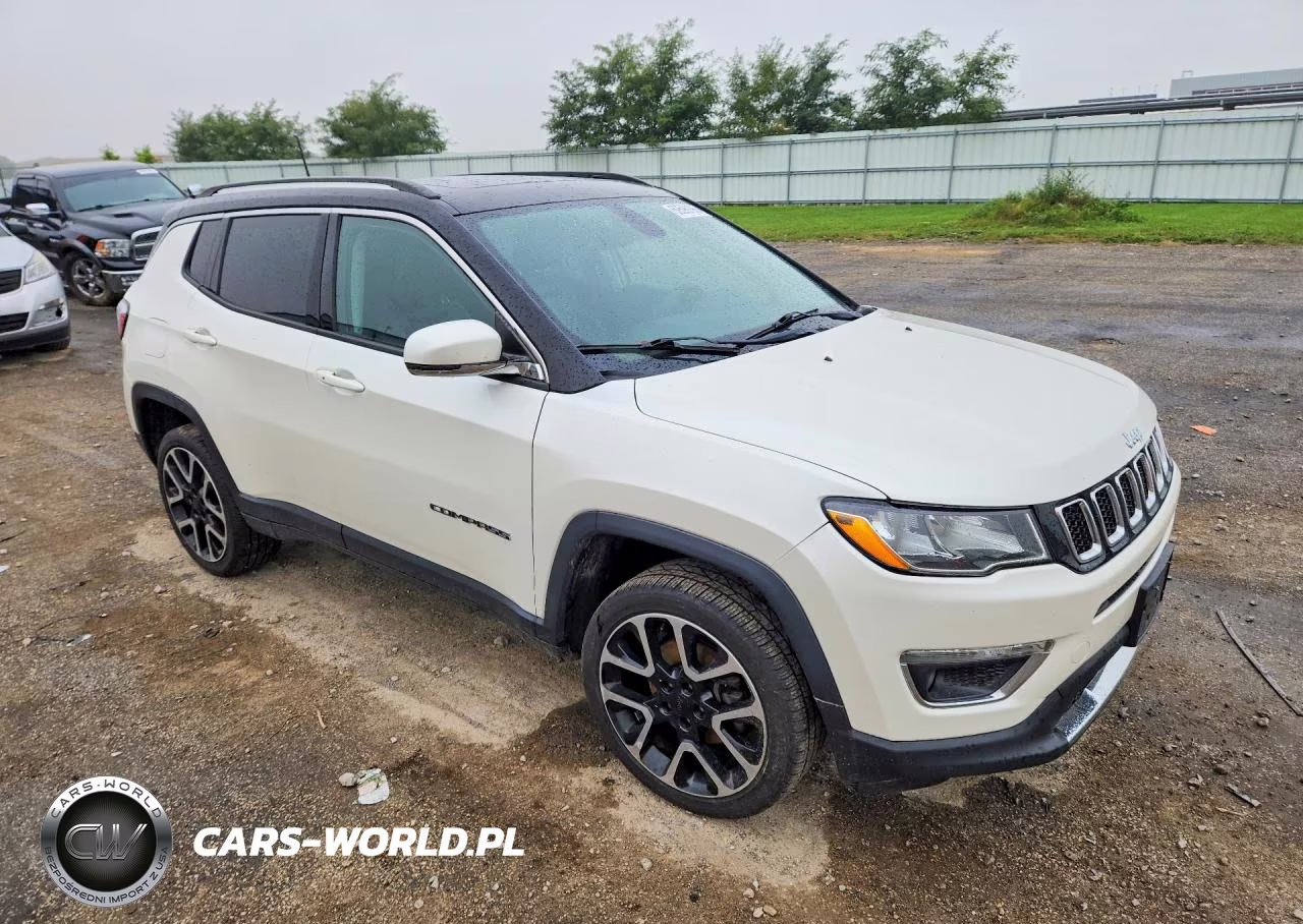 2017 Jeep Compass Limited VIN:3C4NJDCB3HT681714 - 4