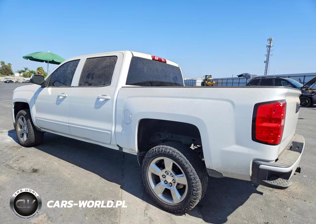 2018 Chevrolet Silverado K1500 Lt VIN:3GCUKREC3JG297829 - 2