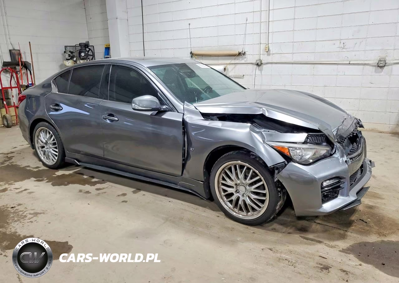 2015 Infiniti Q50 Premium VIN:JN1BV7AR1FM405613 - 4