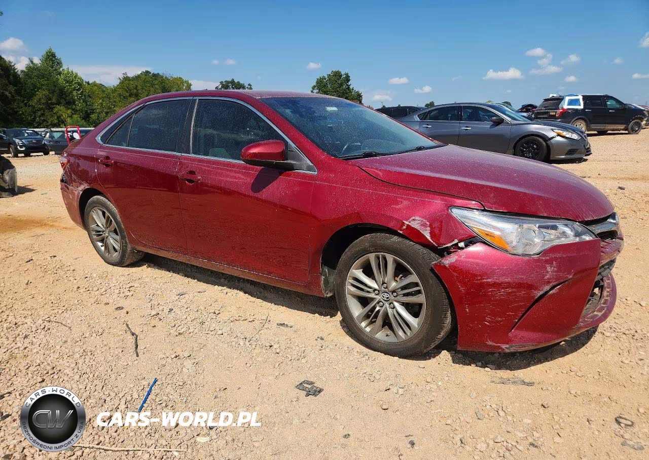 2016 Toyota Camry Se VIN:4T1BF1FK0GU597123 - 4