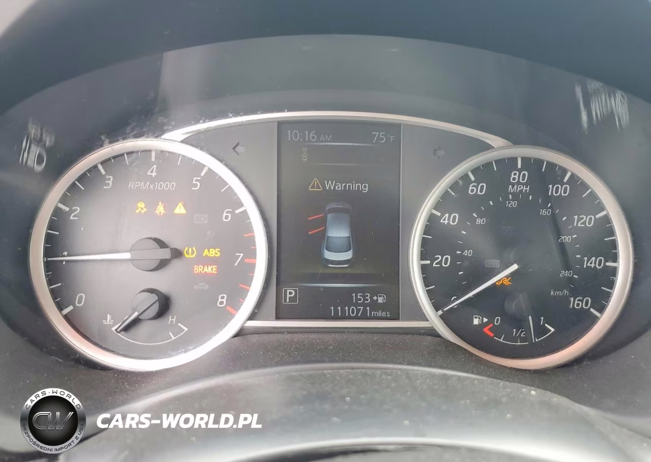 2018 Nissan Sentra S VIN:3N1AB7AP7JY209152 - 9