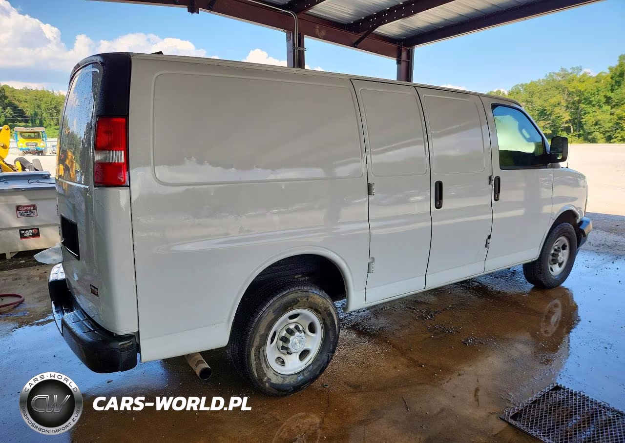 2021 Chevrolet Express G2500 Delivery Van VIN:1GCWGAFP0M1163022 - 3