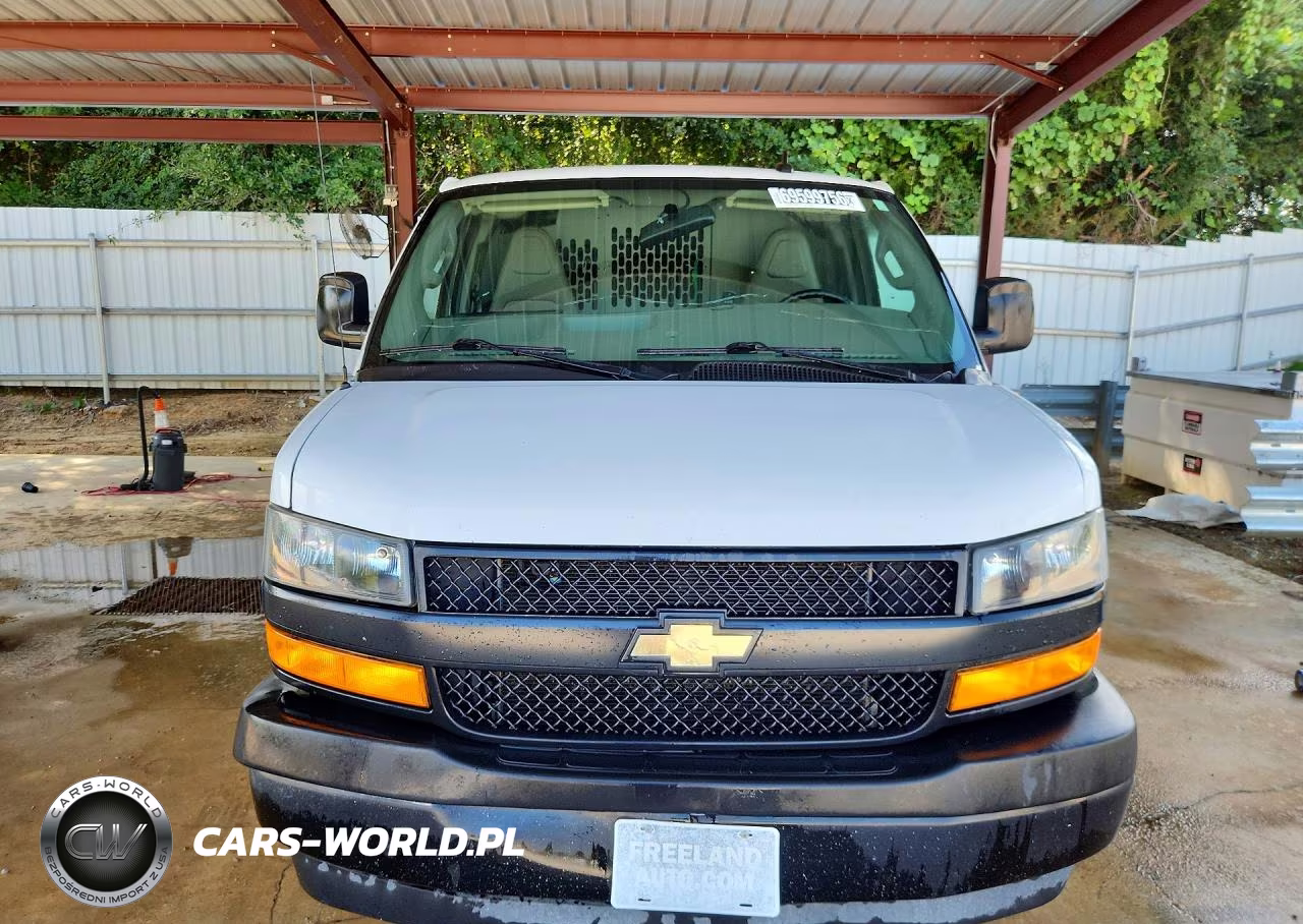 2021 Chevrolet Express G2500 Delivery Van VIN:1GCWGAFP0M1163022 - 5