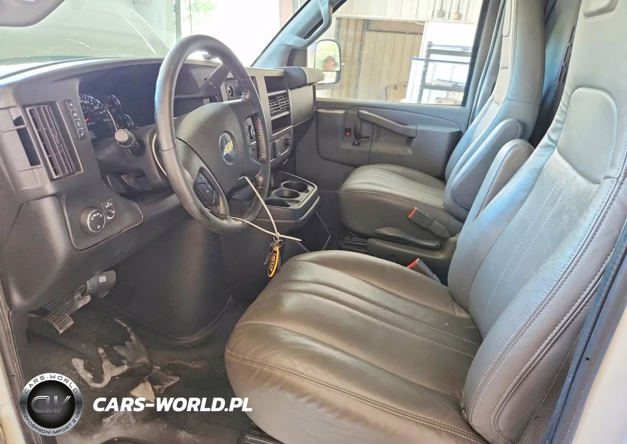 2021 Chevrolet Express G2500 Delivery Van VIN:1GCWGAFP0M1163022 - 7
