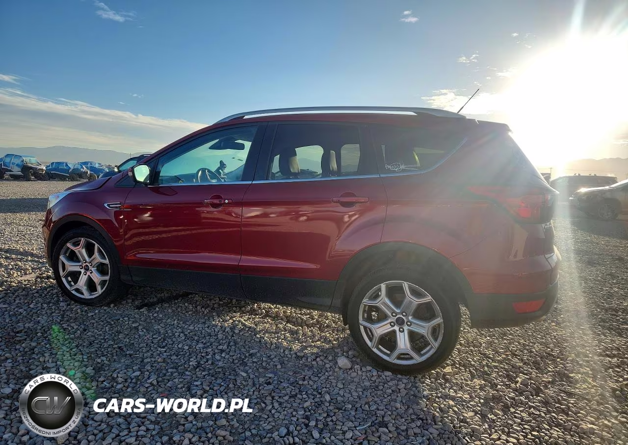 2019 Ford Escape Titanium VIN:1FMCU9J90KUB27356 - 2