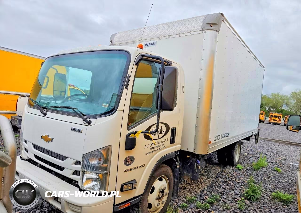 2020 Chevrolet 4500Xd Box Truck – zdjęcie 1 z 13