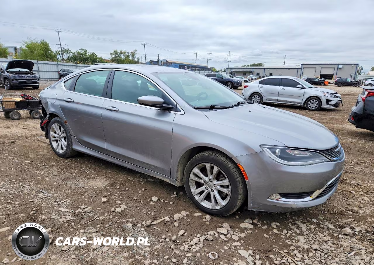 2016 Chrysler 200 Limited VIN:1C3CCCAB0GN123868 - 4