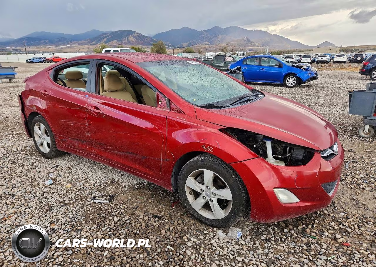2012 Hyundai Elantra Gls VIN:KMHDH4AE7CU273053 - 4