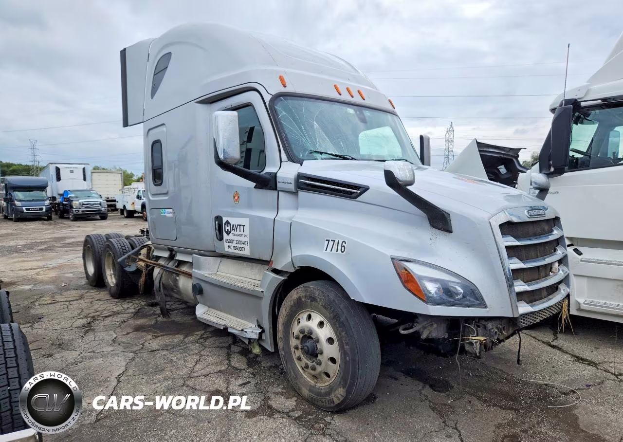 2020 Freightliner Cascadia 126 Semi Truck VIN:1FUJHHDR5LLLC7716 - 4