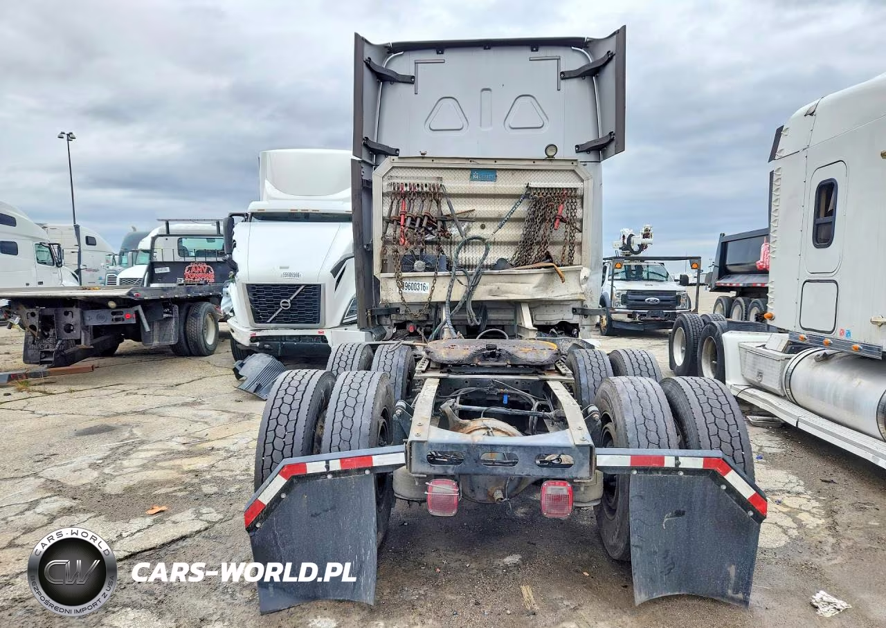 2020 Freightliner Cascadia 126 Semi Truck VIN:1FUJHHDR5LLLC7716 - 6