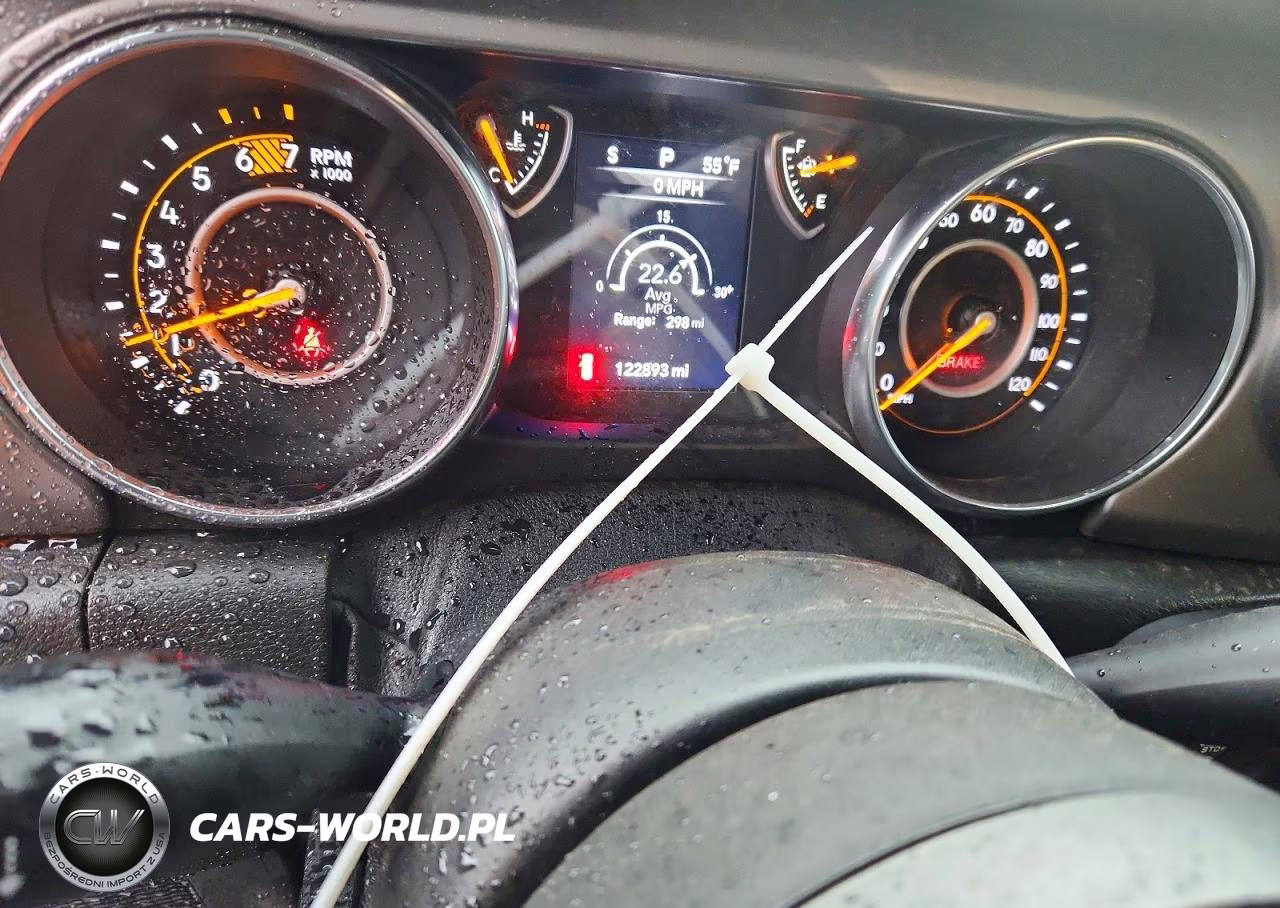 2019 Jeep Wrangler Unlimited Sport VIN:1C4HJXDN0KW637985 - 9