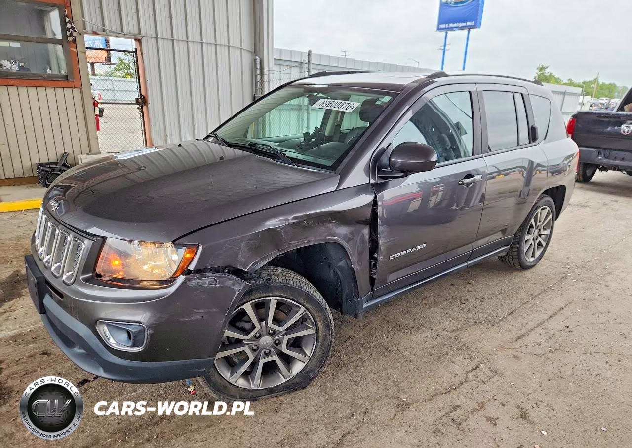 2017 Jeep Compass Latitude – zdjęcie 1 z 12